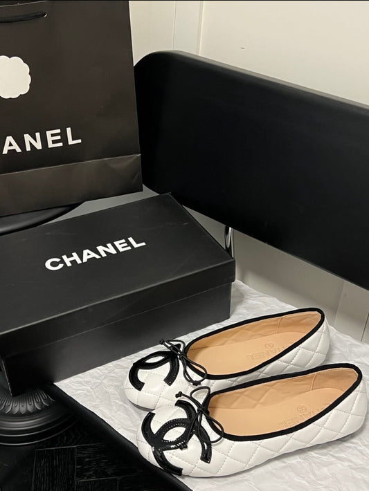 Chanel leather ballet flats